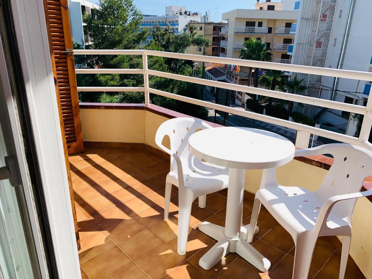 Eva Aparthotel Lloret de Mar Exteriör bild