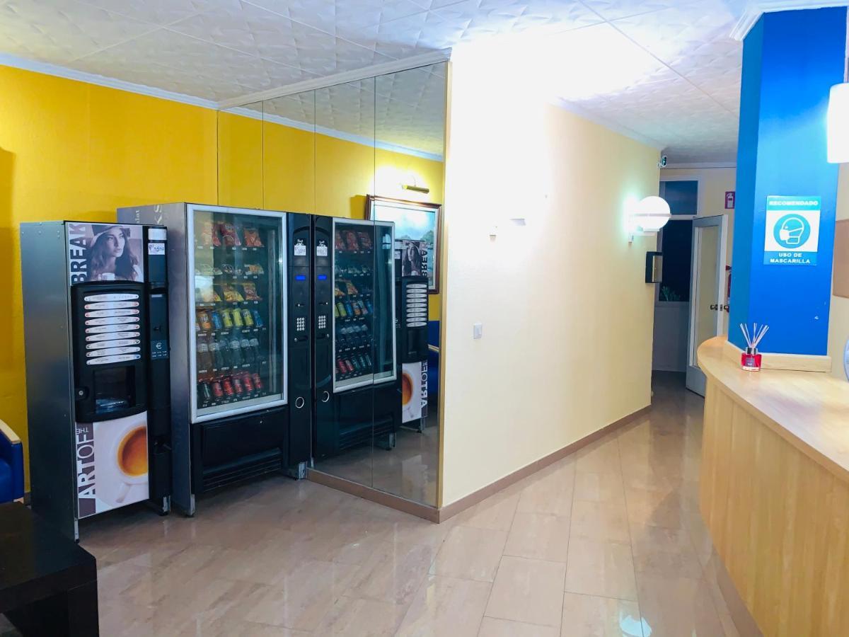 Eva Aparthotel Lloret de Mar Exteriör bild