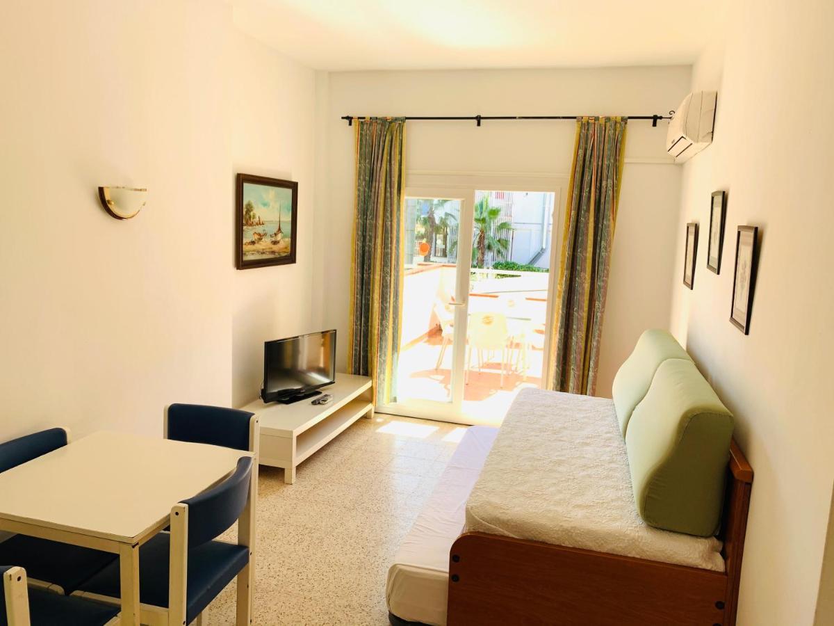 Eva Aparthotel Lloret de Mar Exteriör bild