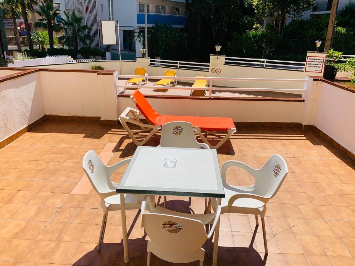 Eva Aparthotel Lloret de Mar Exteriör bild