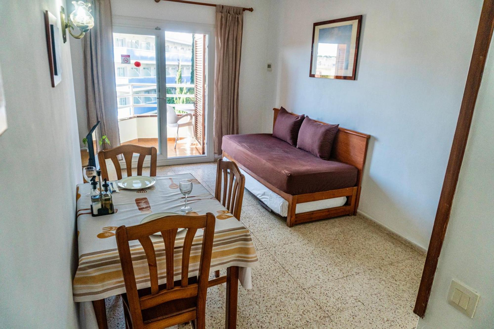Eva Aparthotel Lloret de Mar Exteriör bild