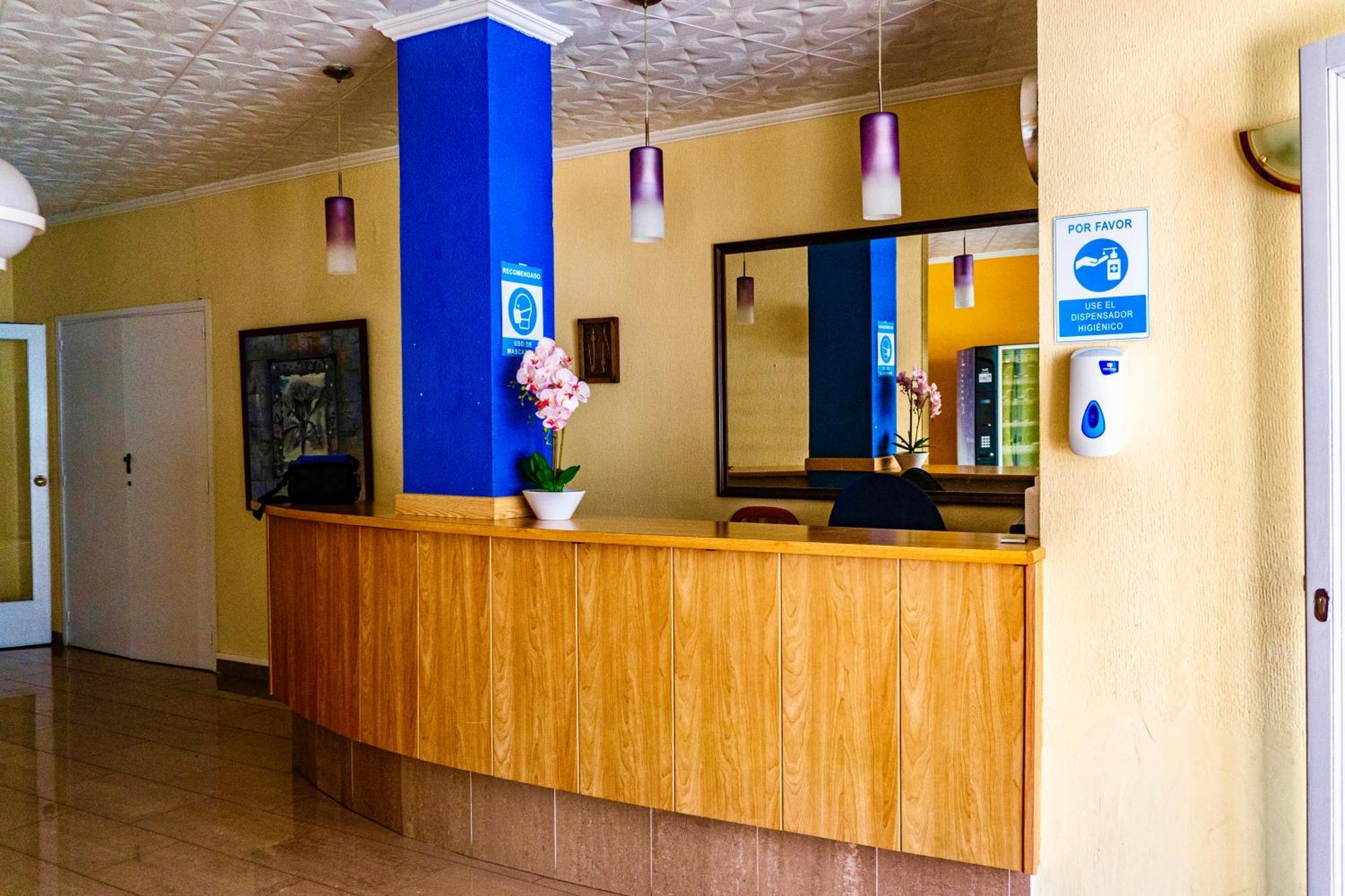 Eva Aparthotel Lloret de Mar Exteriör bild